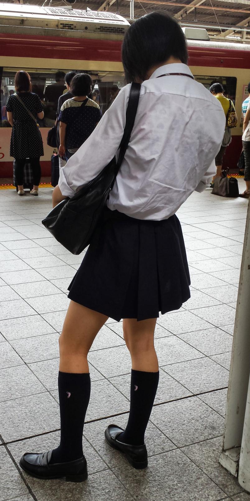 JK脚画像｜女子高生の生足の完全版まとめ画像パート1