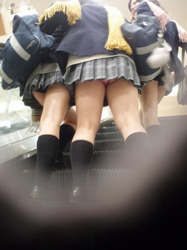 JK階段盗撮画像｜女子高生を狙った階段やエスカレーターでの逆さ撮り写真 72枚