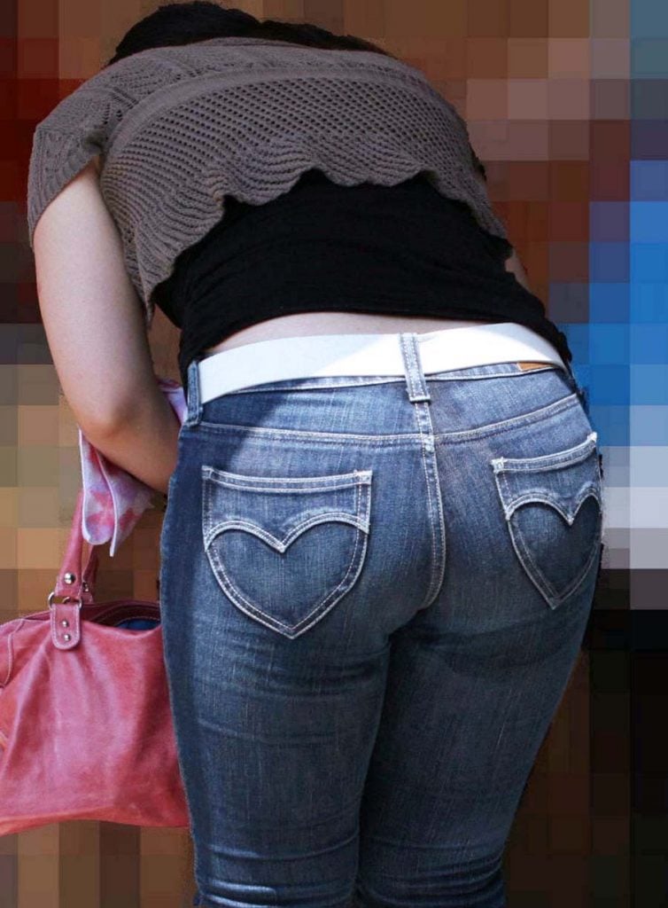 デニムジーパン尻画像｜デニムジーンズを履いてる女性や女の子の画像まとめ８ 50枚