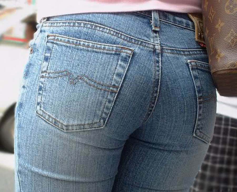 デニムジーパン尻画像｜デニムジーンズを履いてる女性や女の子の画像まとめ１１ 50枚