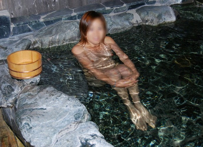 温泉エロ画像｜温泉で身内や友達が撮った写真が流失した画像まとめ２ 70枚